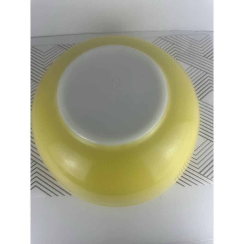 Vtg MCM Yellow Pyrex Large Nesting Mixing Bowl 4 QT #404 Primary Color 10” USA - Picture 8 of 8